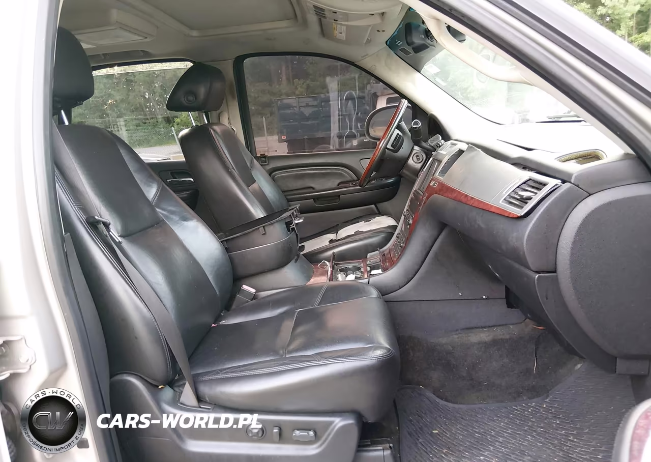 2008 Cadillac Escalade Standard VIN:1GYFK63898R130224 - 5