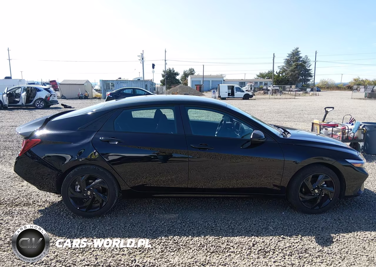 2026 Hyundai Elantra Sel Sport VIN:KMHLM4DG7TU247976 - 13