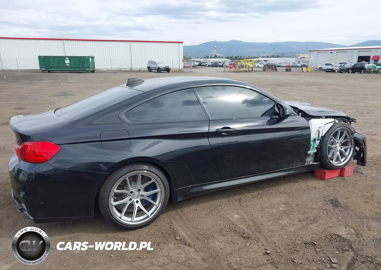 2015 BMW M4 VIN:WBS3R9C5XFK331043 - 14