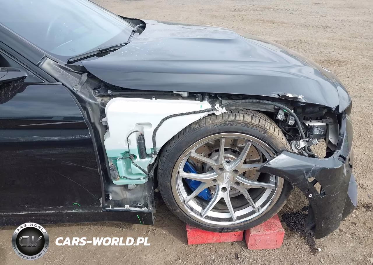 2015 BMW M4 VIN:WBS3R9C5XFK331043 - 19