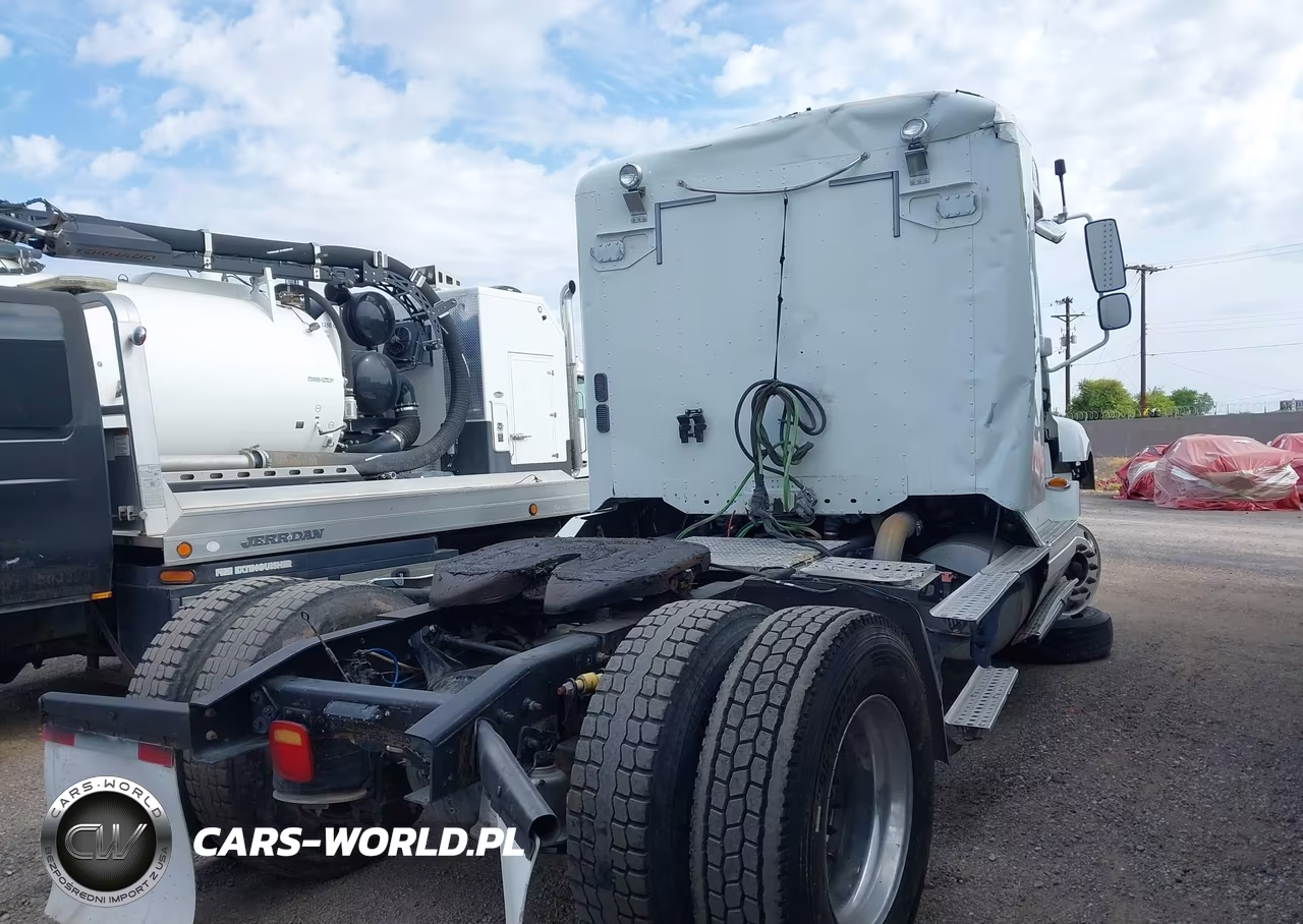 2006 Freightliner Columbia 112 VIN:1FUBF9CVX6LV35842 - 4