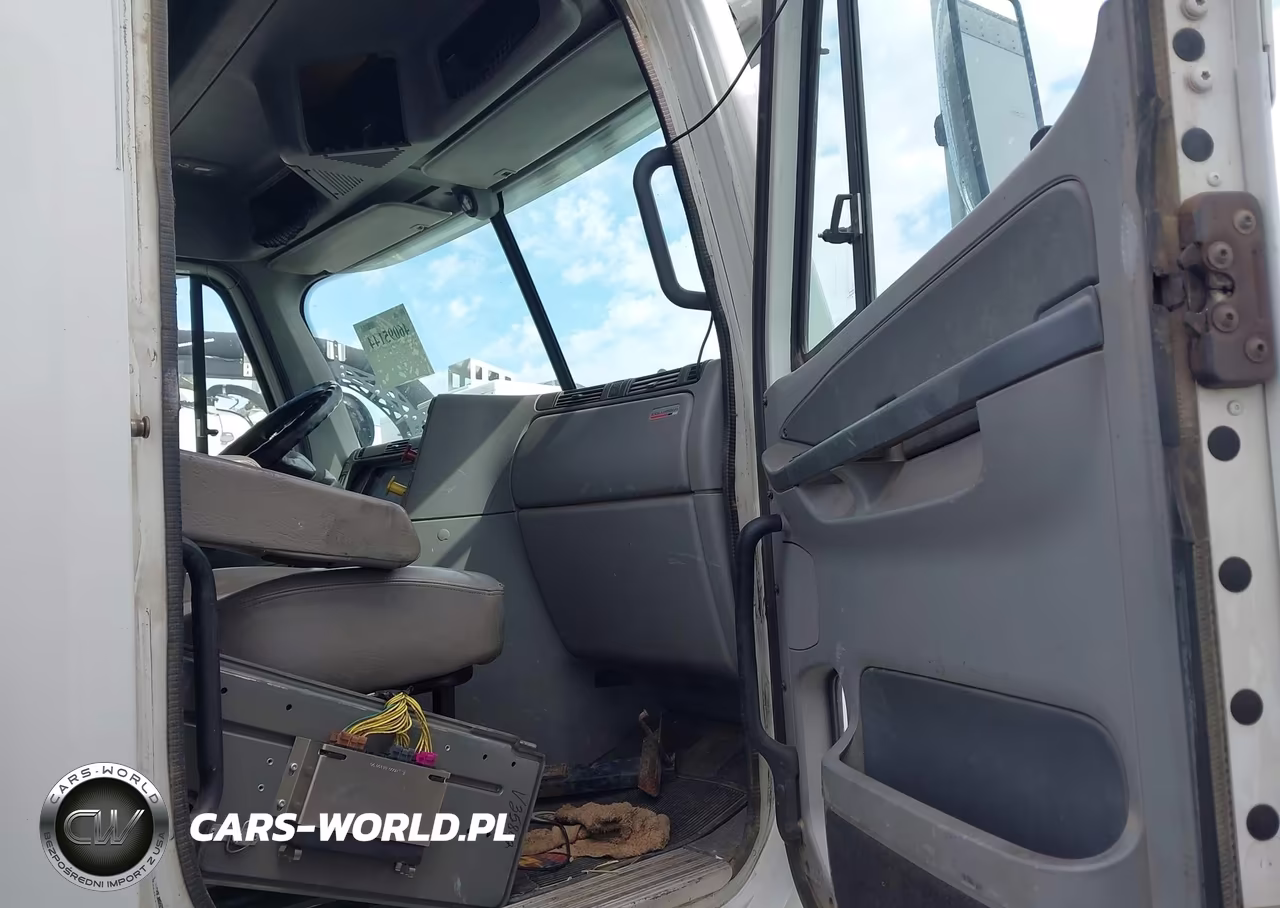 2006 Freightliner Columbia 112 VIN:1FUBF9CVX6LV35842 - 6
