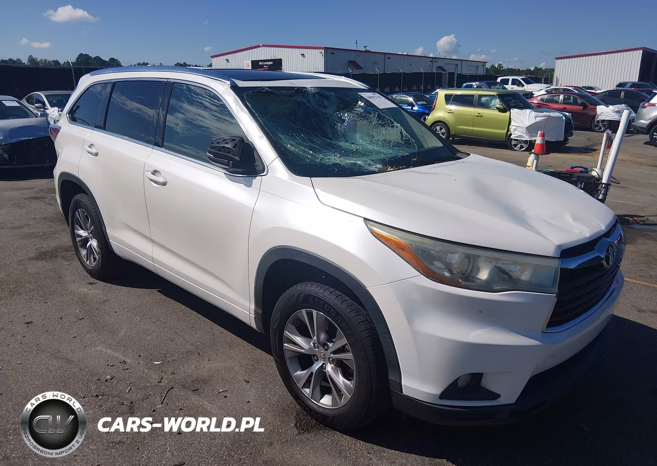 2015 Toyota Highlander Xle V6 – zdjęcie 1 z 16