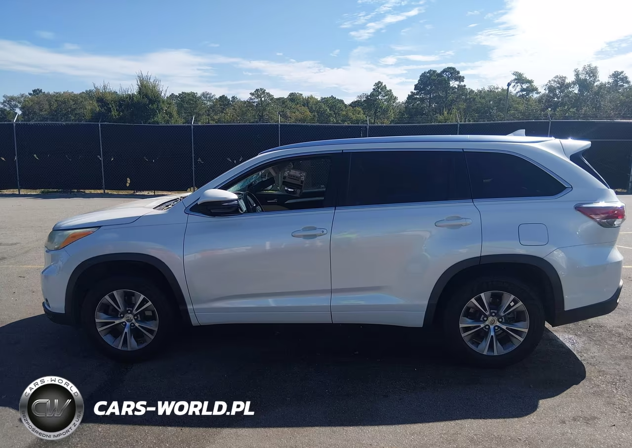 2015 Toyota Highlander Xle V6 VIN:5TDKKRFH9FS110457 - 14