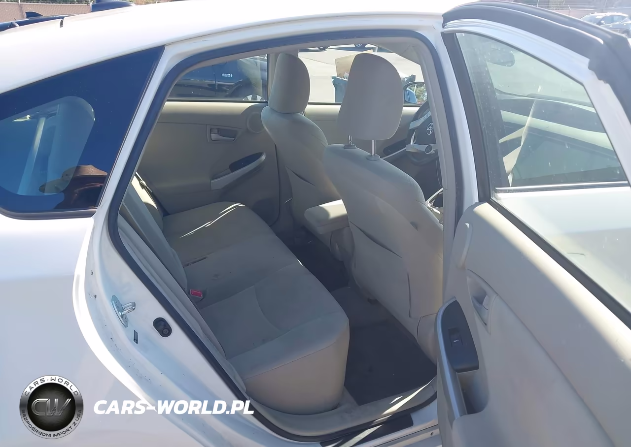 2011 Toyota Prius Three VIN:JTDKN3DU6B0256185 - 8