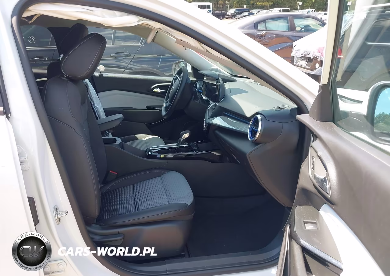2025 Chevrolet Trax Fwd Lt VIN:KL77LHEP3SC235095 - 5