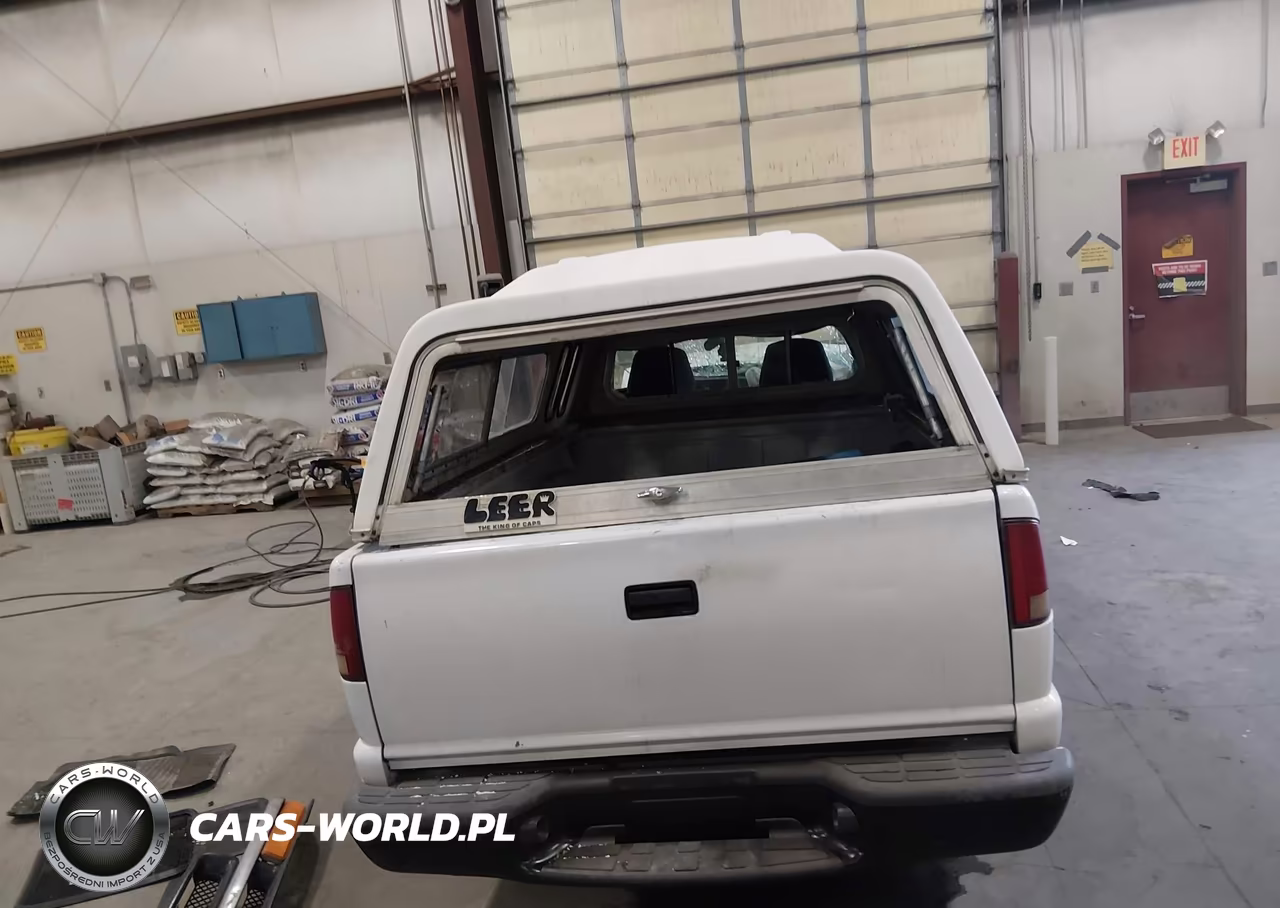 2000 Chevrolet S-10 VIN:1GCCS14W0Y8184607 - 17