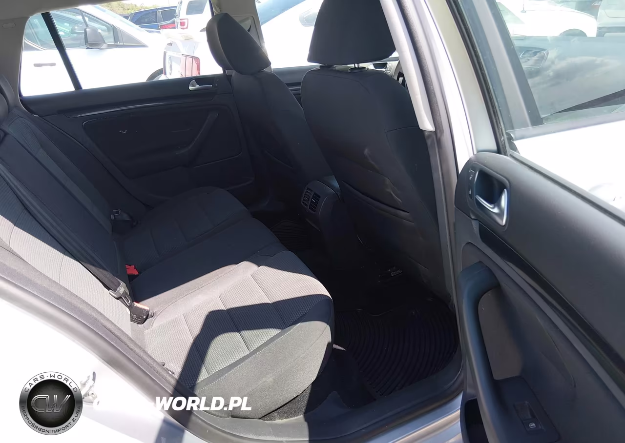 2012 Volkswagen Jetta Sportwagen 2.5L S VIN:3VWKP7AJ1CM633366 - 8