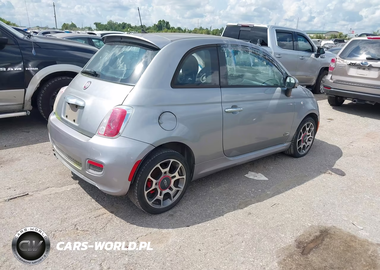 2015 Fiat 500 Sport VIN:3C3CFFBR0FT555900 - 4