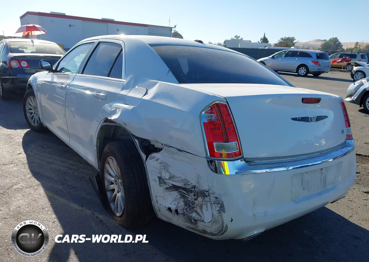 2014 Chrysler 300 VIN:2C3CCAAG0EH383029 - 3