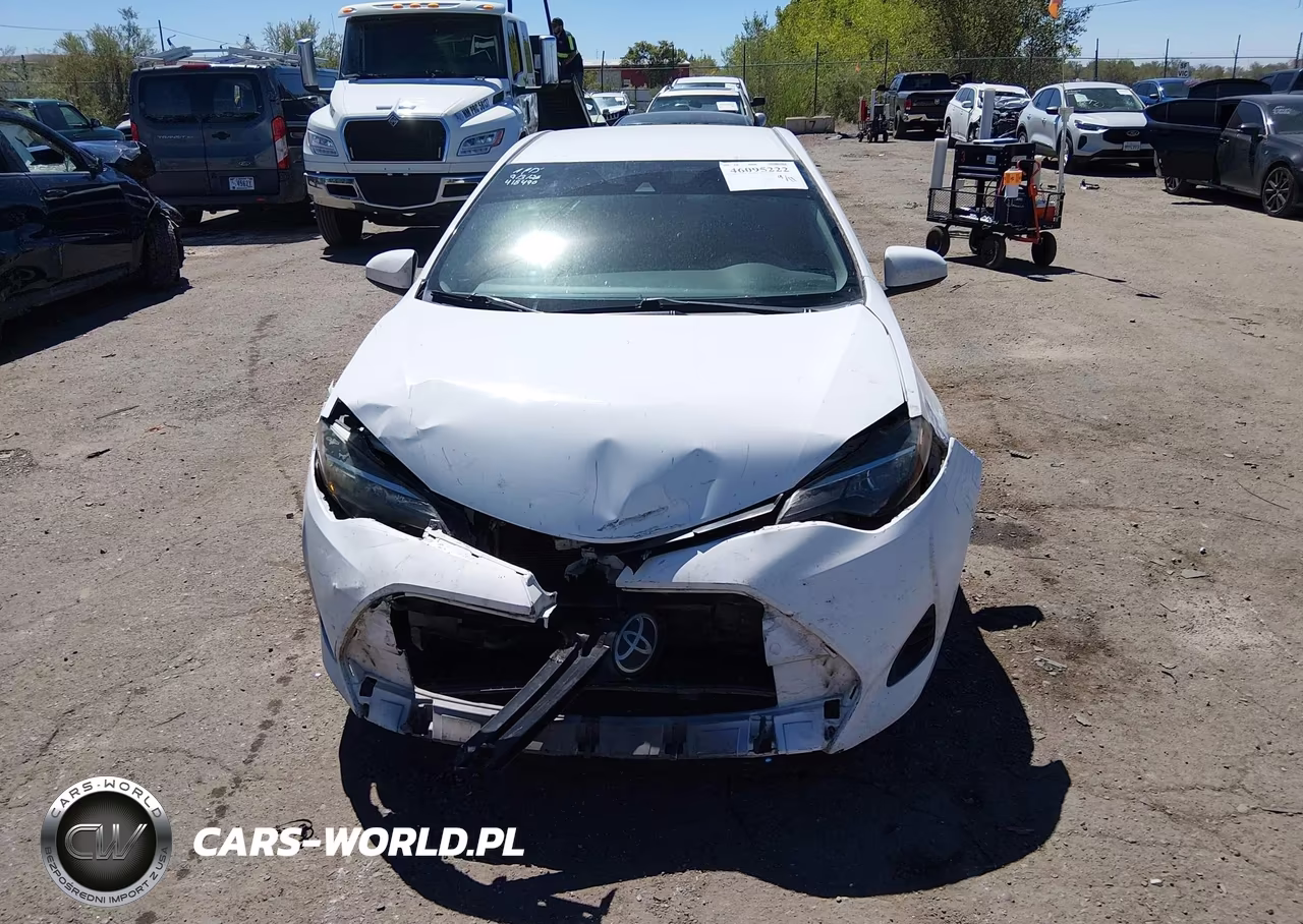 2019 Toyota Corolla Le VIN:2T1BURHE5KC224746 - 12