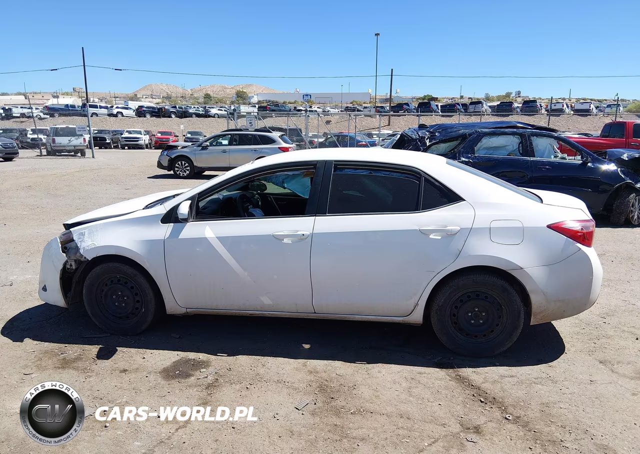 2019 Toyota Corolla Le VIN:2T1BURHE5KC224746 - 14