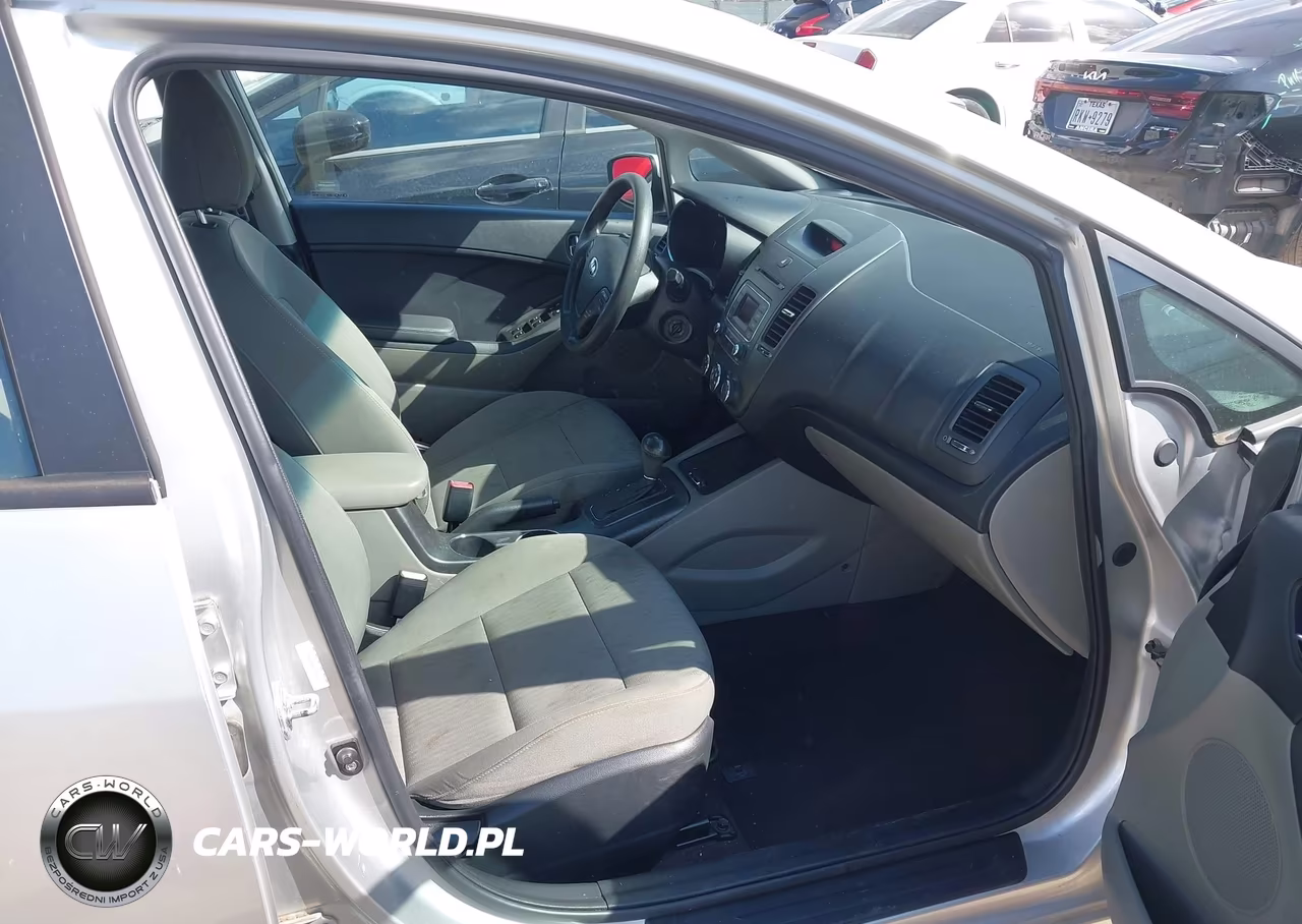 2015 Kia Forte Lx VIN:KNAFK4A6XF5261546 - 5