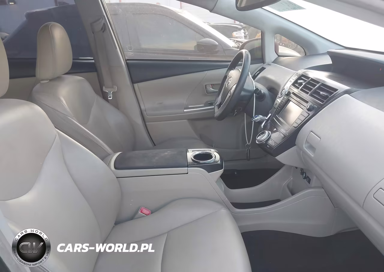 2013 Toyota Prius V Five VIN:JTDZN3EU7D3222223 - 5