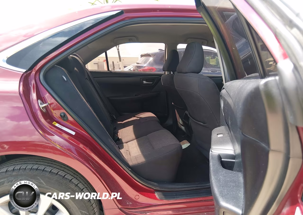 2015 Toyota Camry Le VIN:4T1BF1FK1FU935997 - 8