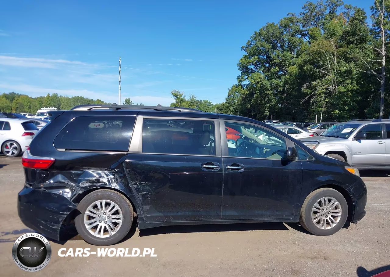 2015 Toyota Sienna Xle 8 Passenger VIN:5TDYK3DC7FS641753 - 13