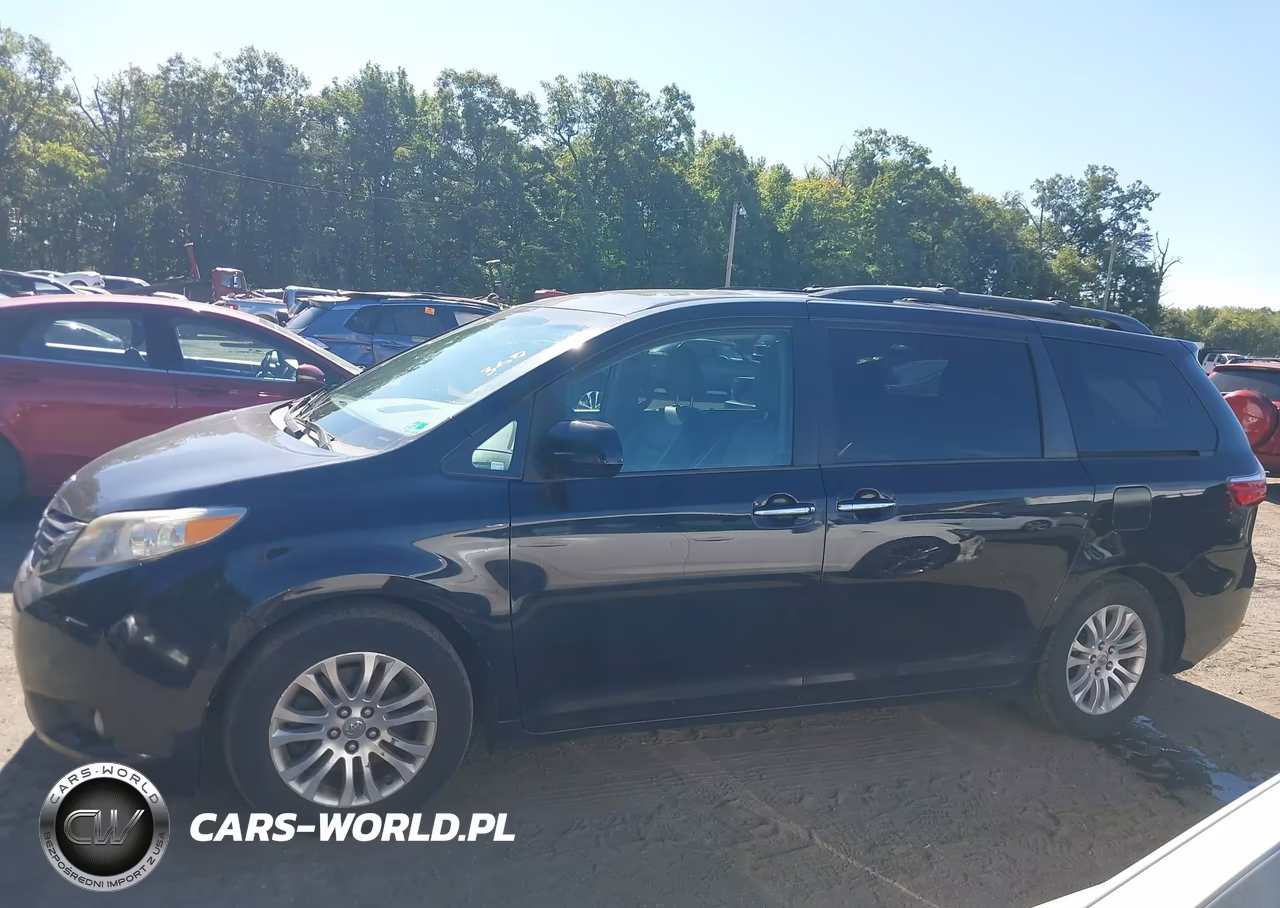 2015 Toyota Sienna Xle 8 Passenger VIN:5TDYK3DC7FS641753 - 14