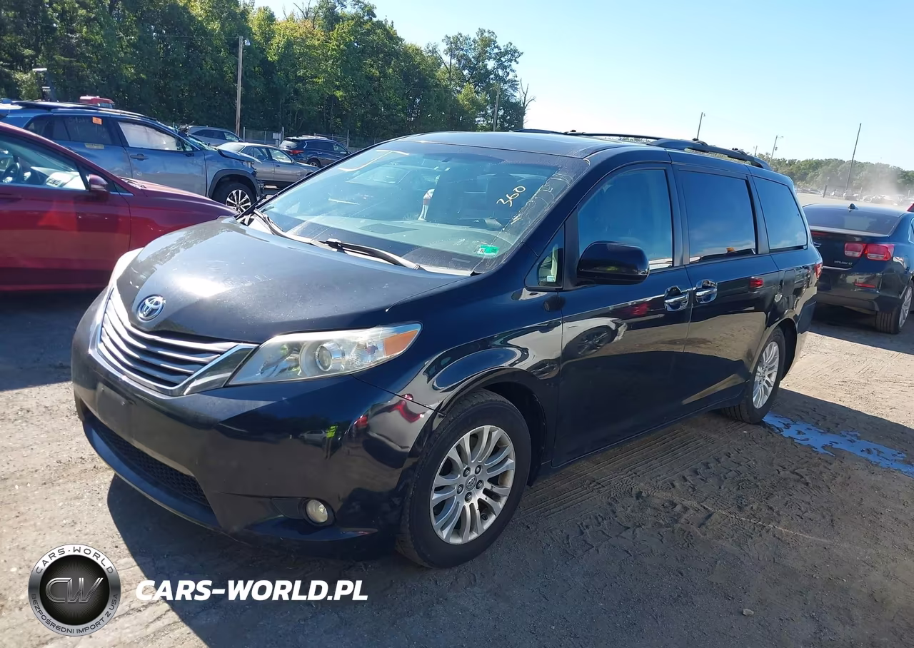 2015 Toyota Sienna Xle 8 Passenger VIN:5TDYK3DC7FS641753 - 2