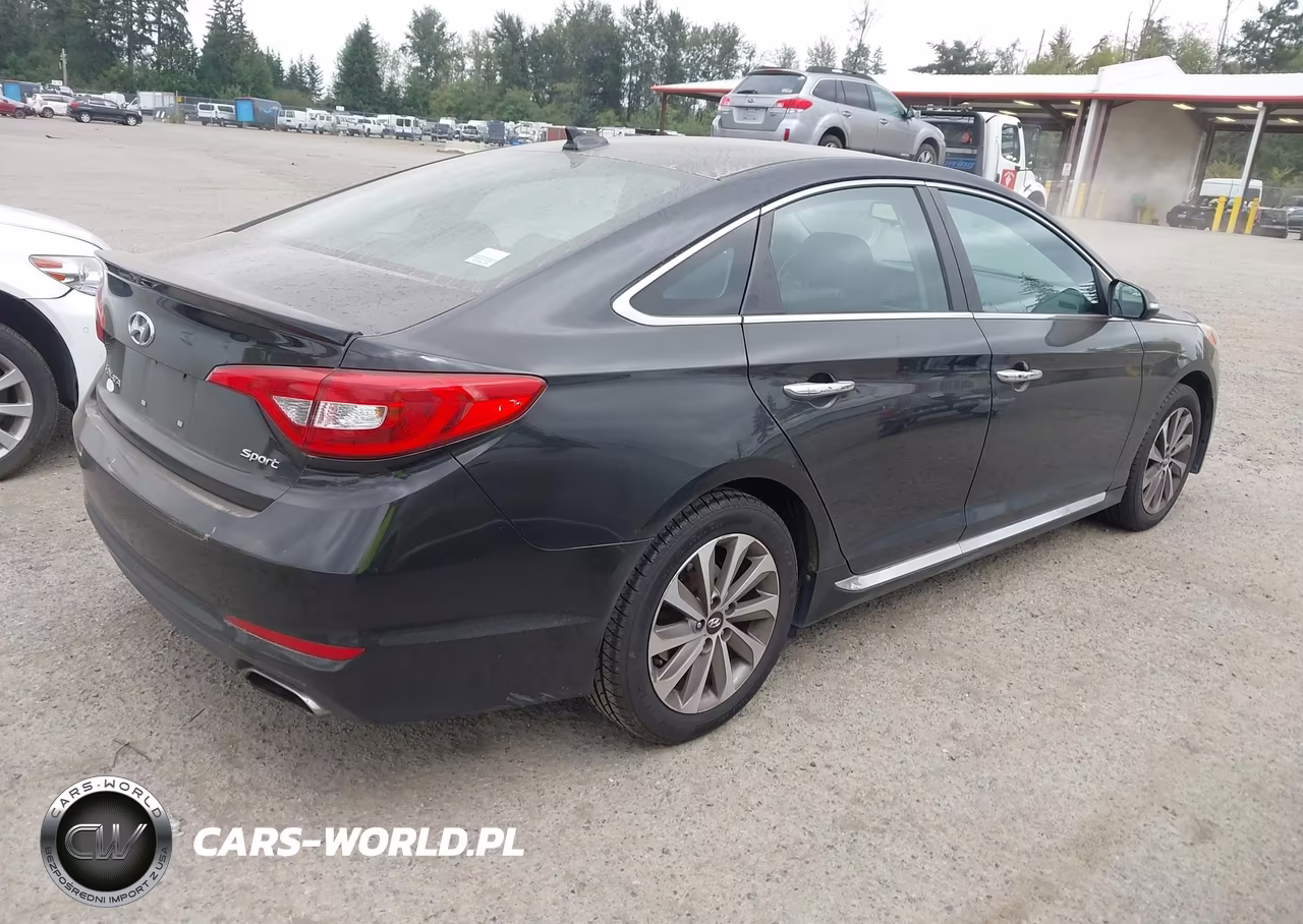 2015 Hyundai Sonata Sport VIN:5NPE34AF9FH086394 - 4