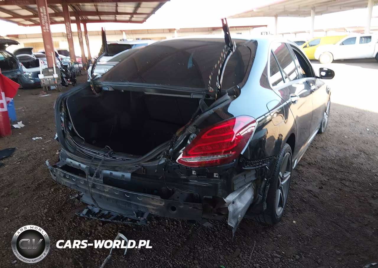 2016 Mercedes-Benz C 300 Sport 4Matic VIN:55SWF4KB5GU140926 - 4