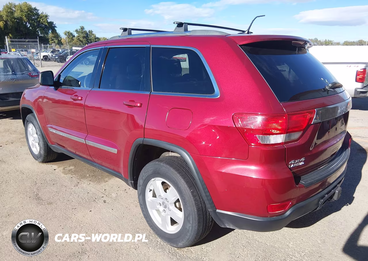 2012 Jeep Grand Cherokee Laredo VIN:1C4RJFAG9CC265215 - 3