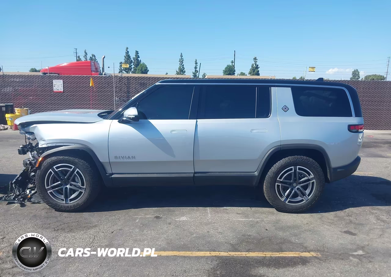 2026 Rivian R1S Dual Motor Standard Pack VIN:7PDSGGBA3TN085676 - 14
