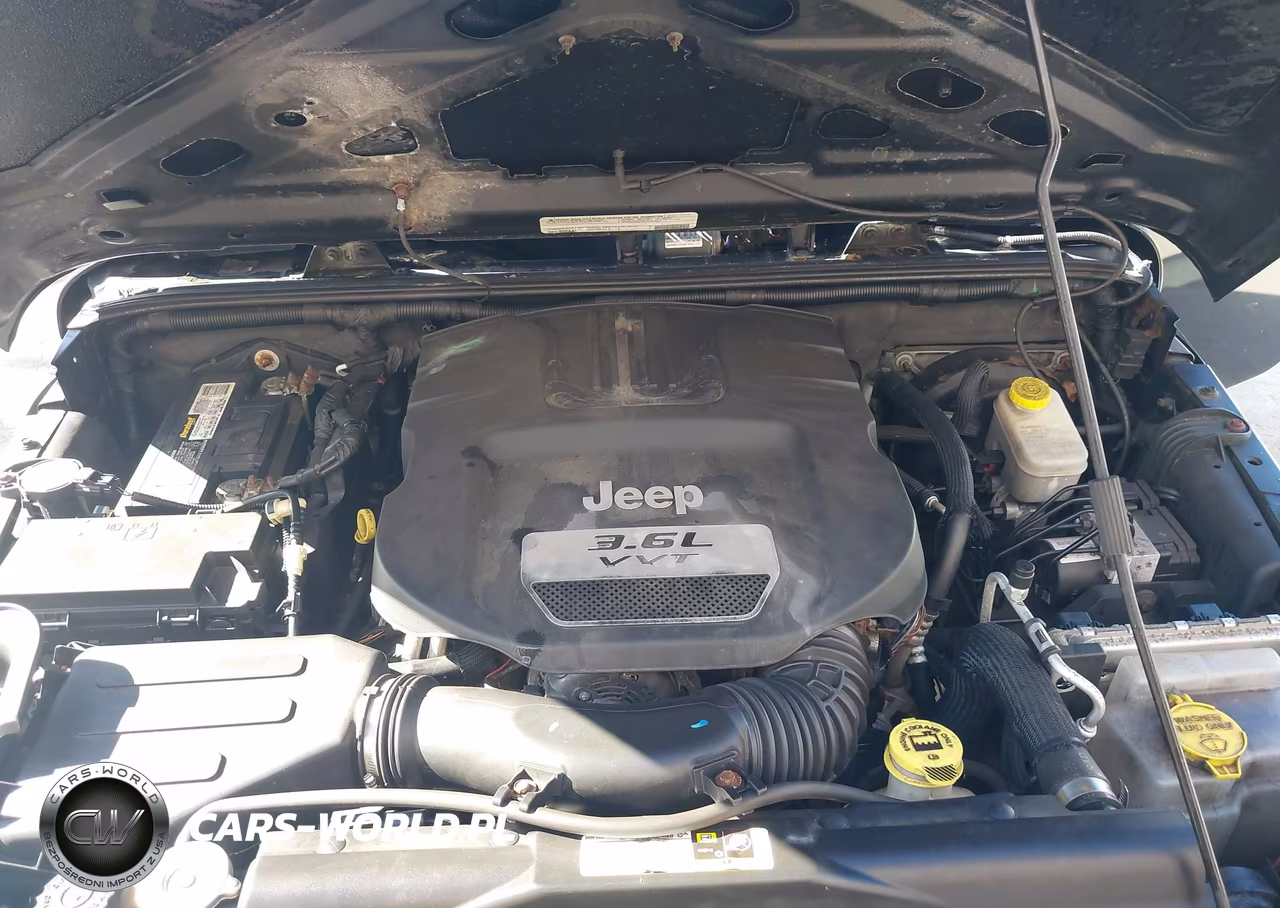 2012 Jeep Wrangler Unlimited Sport VIN:1C4BJWDG7CL246000 - 10