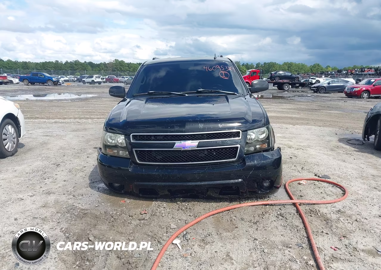 2007 Chevrolet Tahoe Ls VIN:1GNFC13C37R301646 - 13
