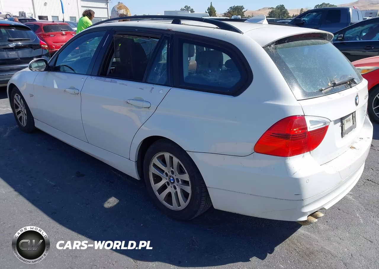 2007 BMW 328Xi VIN:WBAVT73567FZ36044 - 3