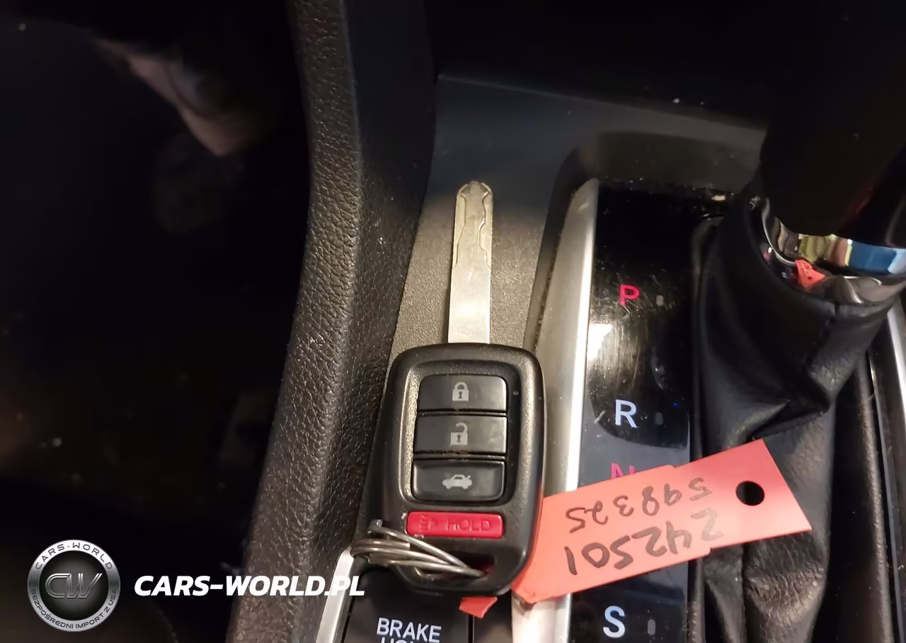 2018 Honda Civic Lx VIN:2HGFC2F53JH598325 - 11
