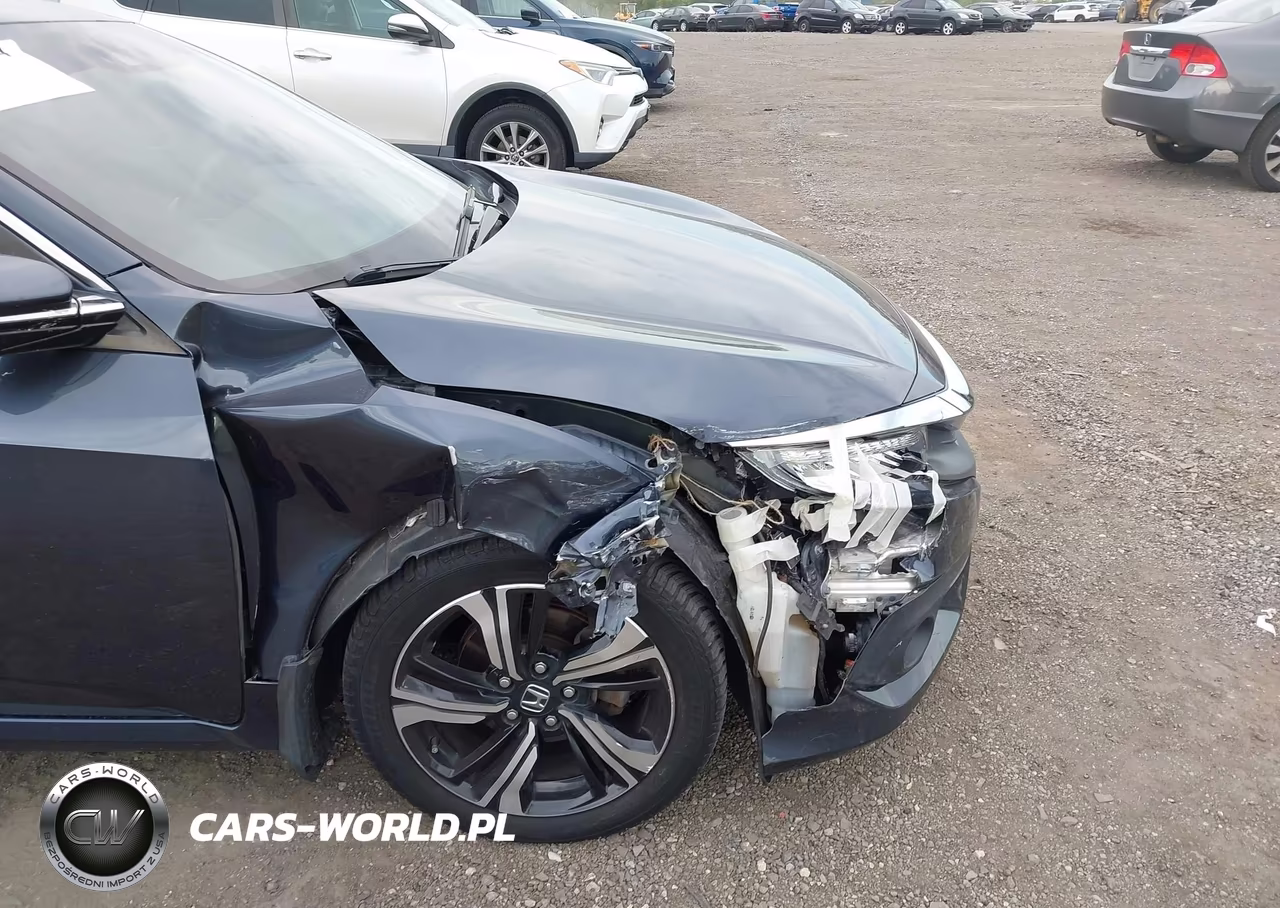 2017 Honda Civic Touring VIN:2HGFC1F96HH637643 - 6
