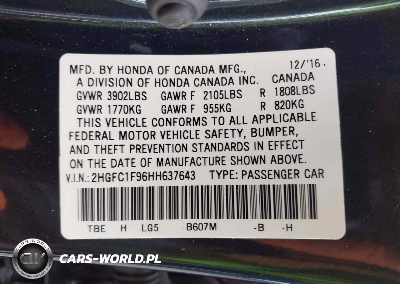 2017 Honda Civic Touring VIN:2HGFC1F96HH637643 - 9