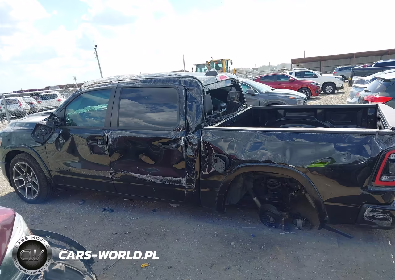 2019 Ram 1500 Laramie 4X2 5'7 Box VIN:1C6RREJT9KN798210 - 14