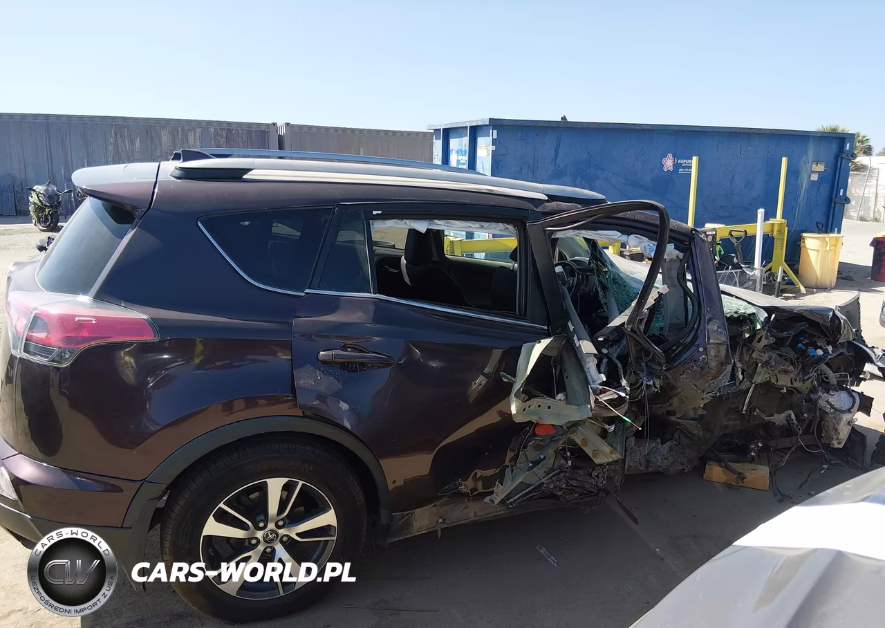 2018 Toyota Rav4 Xle VIN:2T3RFREVXJW765826 - 12