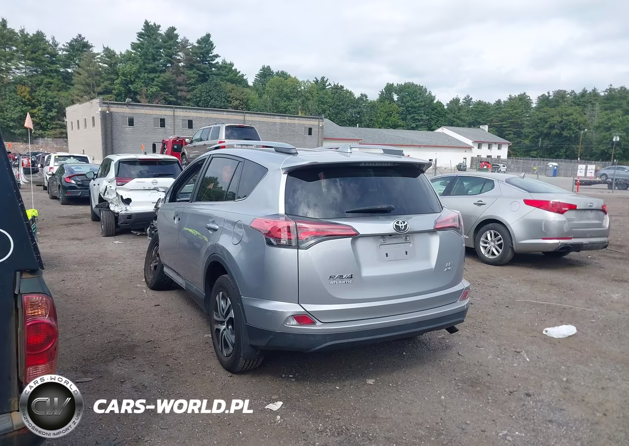 2017 Toyota Rav4 Le VIN:2T3BFREVXHW595334 - 3