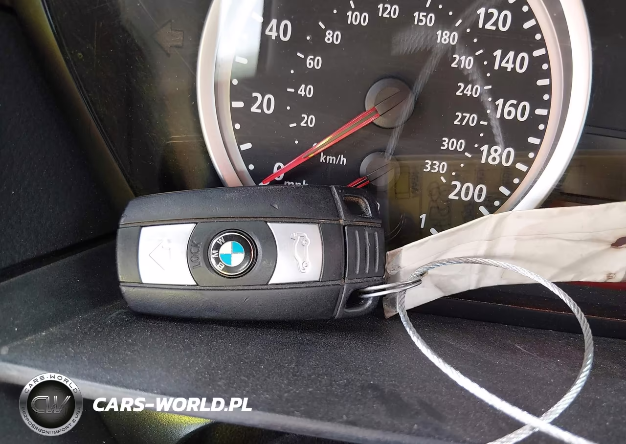 2006 BMW M5 VIN:WBSNB93566CX06255 - 11