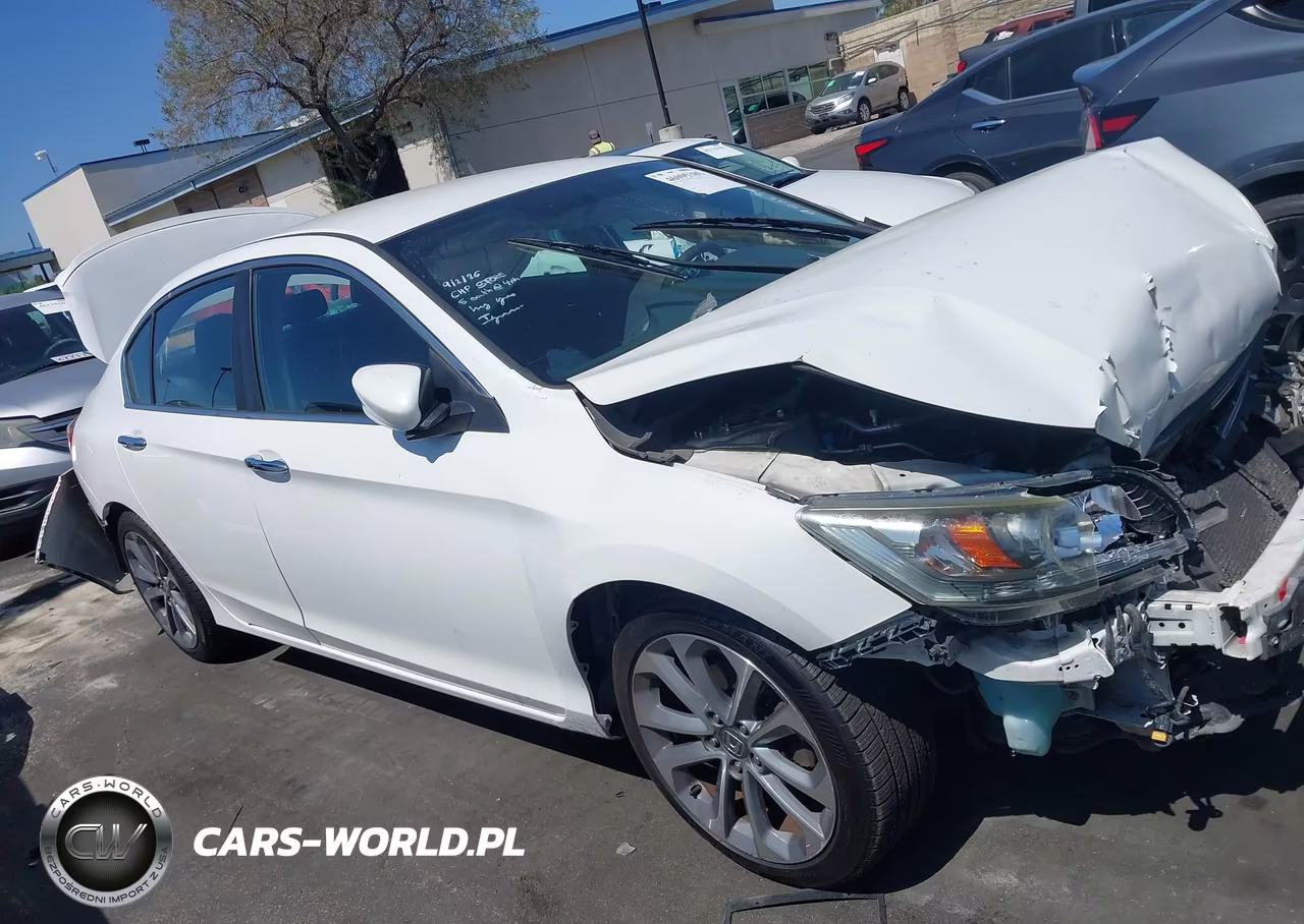 2015 Honda Accord Sport VIN:1HGCR2F57FA226803 - 14