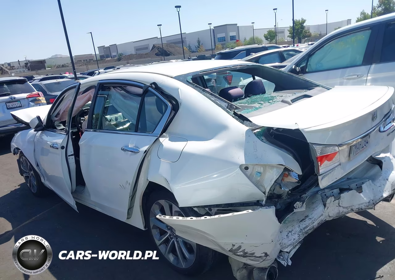 2015 Honda Accord Sport VIN:1HGCR2F57FA226803 - 15