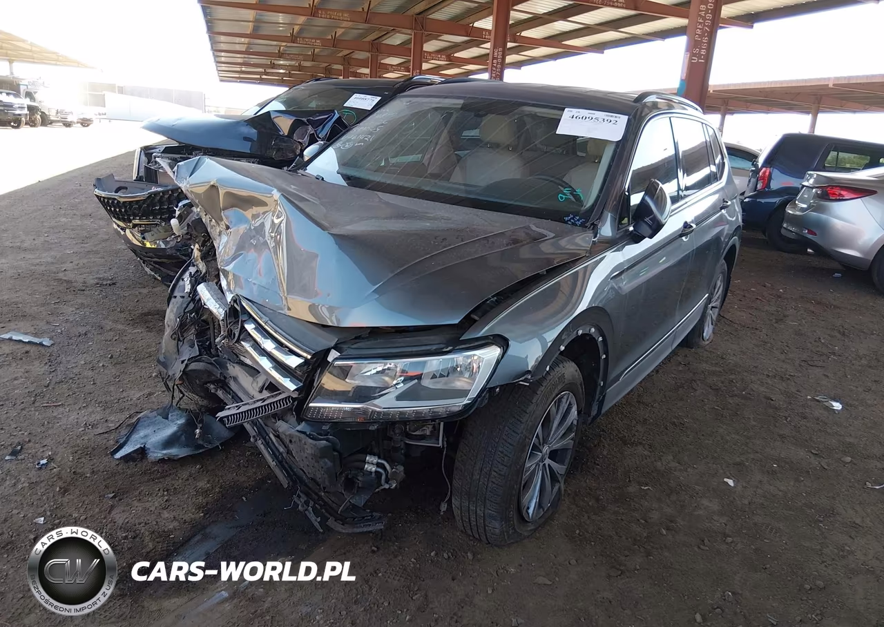 2018 Volkswagen Tiguan 2.0T Se-2.0T Sel VIN:3VV3B7AXXJM161421 - 2