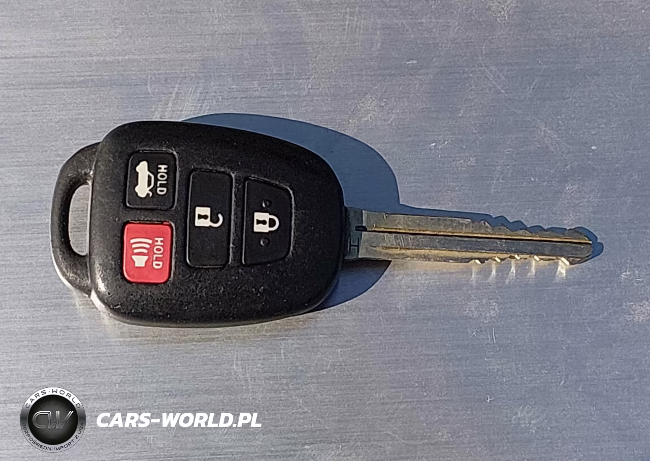 2015 Toyota Camry Le VIN:4T4BF1FK1FR470501 - 11