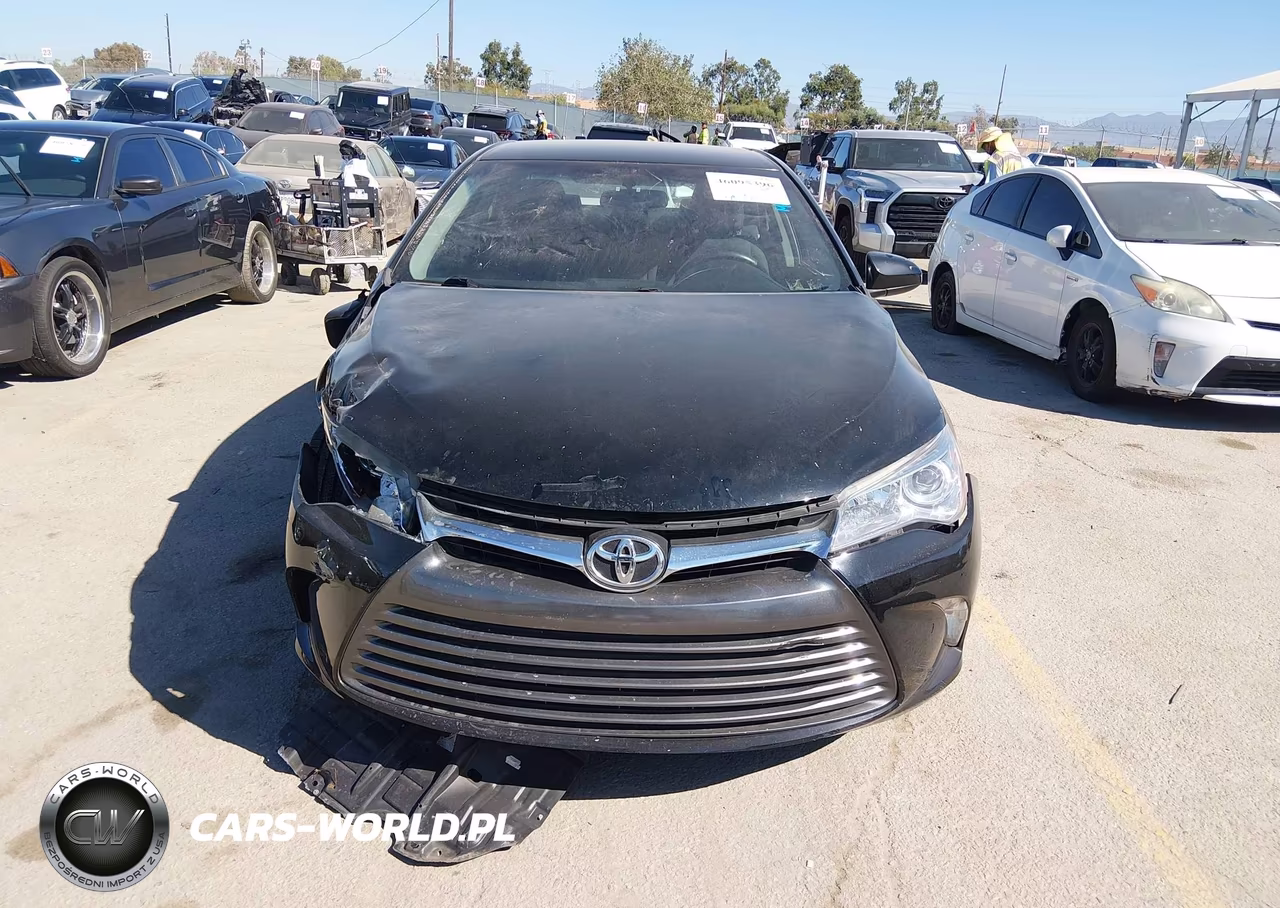2015 Toyota Camry Le VIN:4T4BF1FK1FR470501 - 12