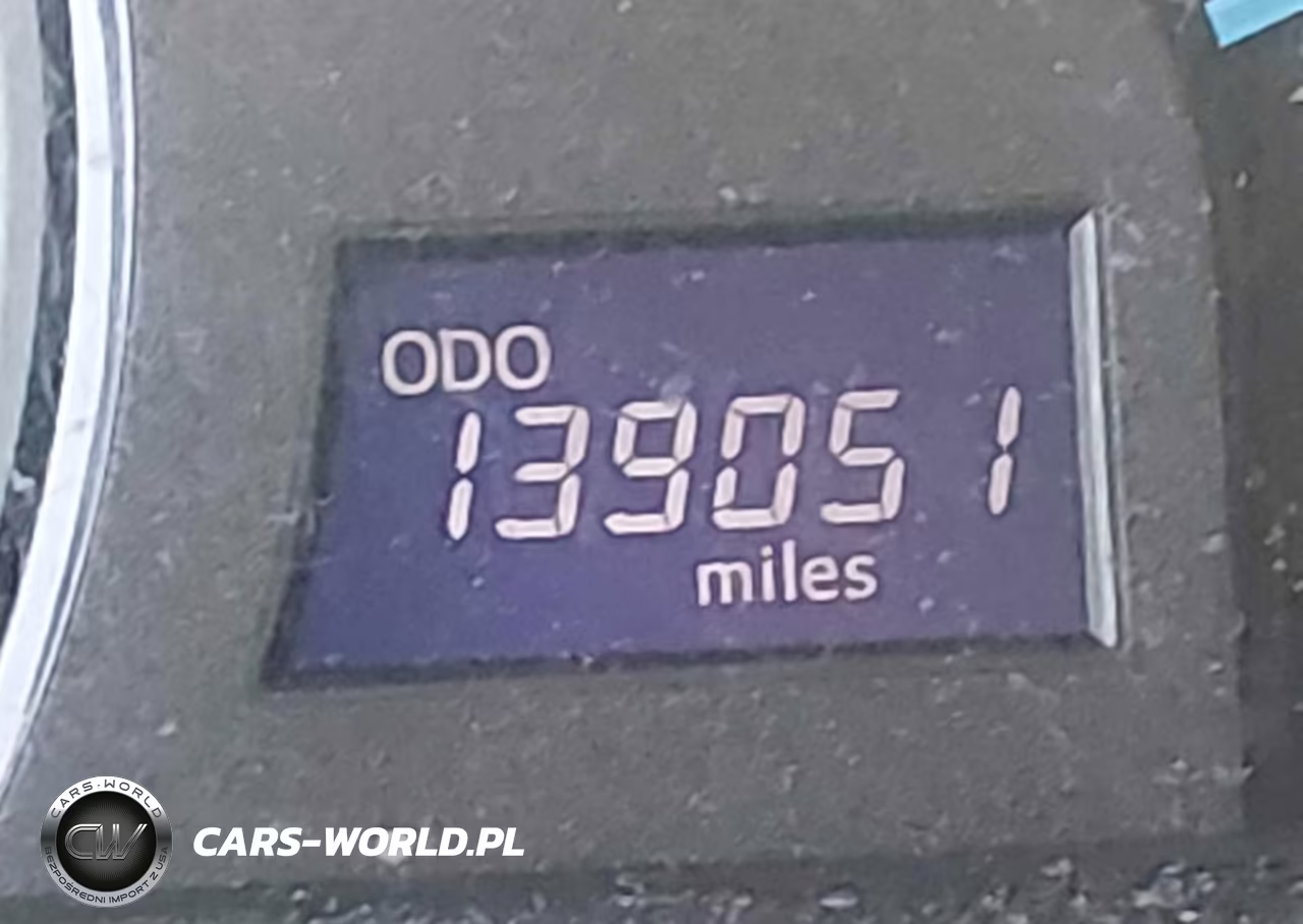 2015 Toyota Camry Le VIN:4T4BF1FK1FR470501 - 15