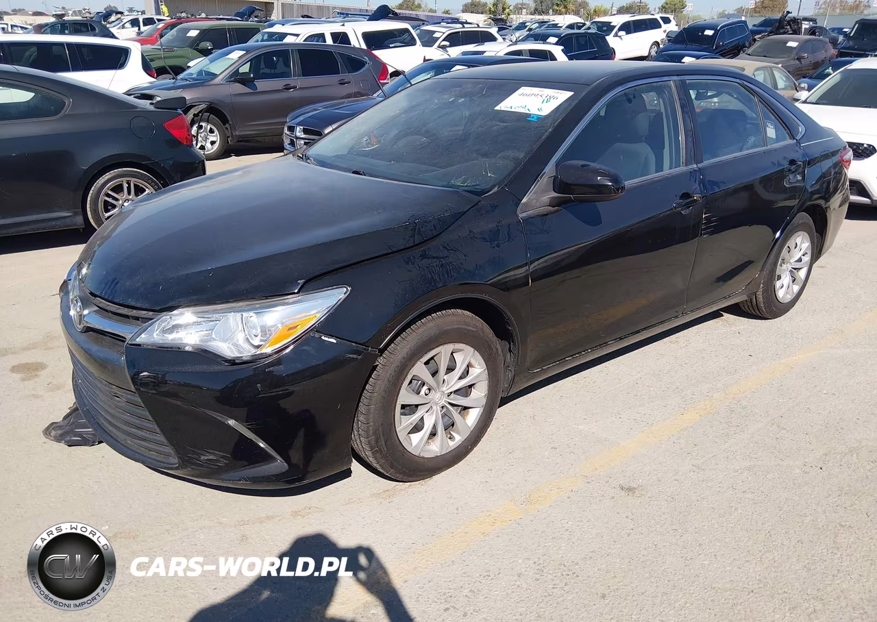 2015 Toyota Camry Le VIN:4T4BF1FK1FR470501 - 2