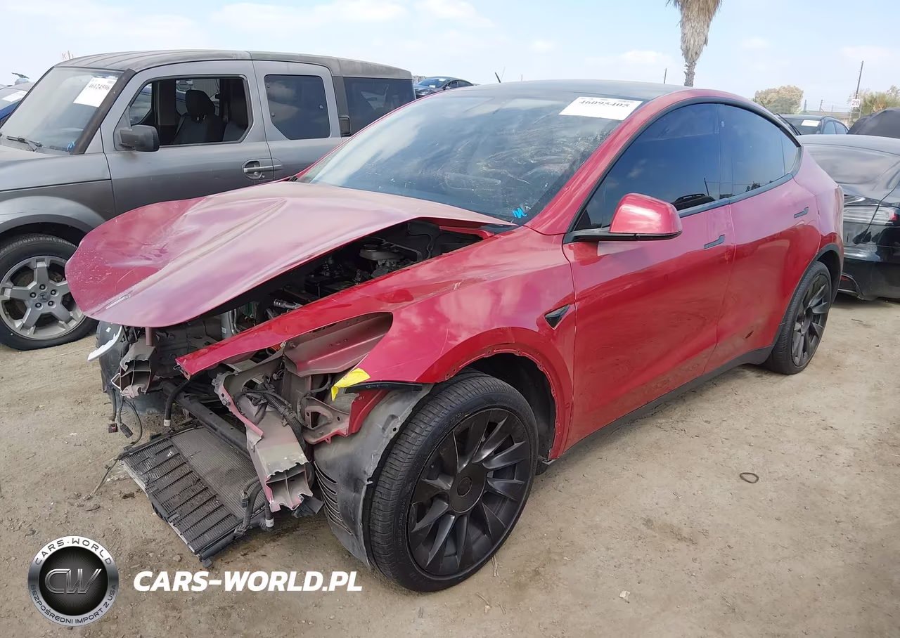2020 Tesla Model Y Long Range Dual Motor All-Wheel Drive-Performance Dual Motor All-Wheel Drive VIN:5YJYGDEF4LF003699 - 2