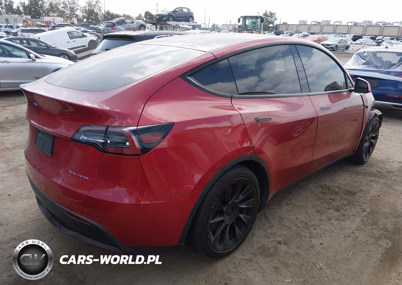 2020 Tesla Model Y Long Range Dual Motor All-Wheel Drive-Performance Dual Motor All-Wheel Drive VIN:5YJYGDEF4LF003699 - 4