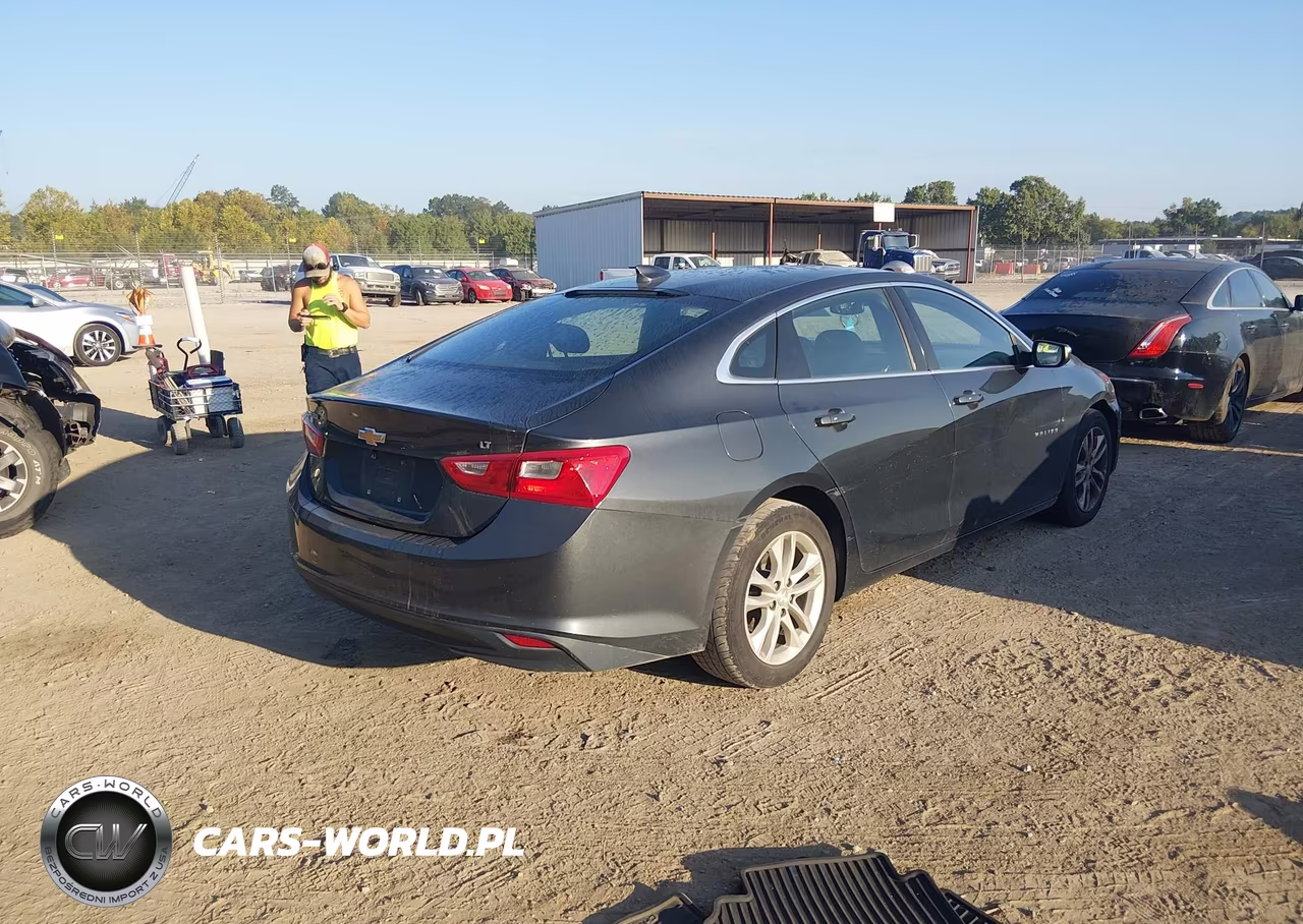 2016 Chevrolet Malibu 1Lt VIN:1G1ZE5ST1GF350461 - 4