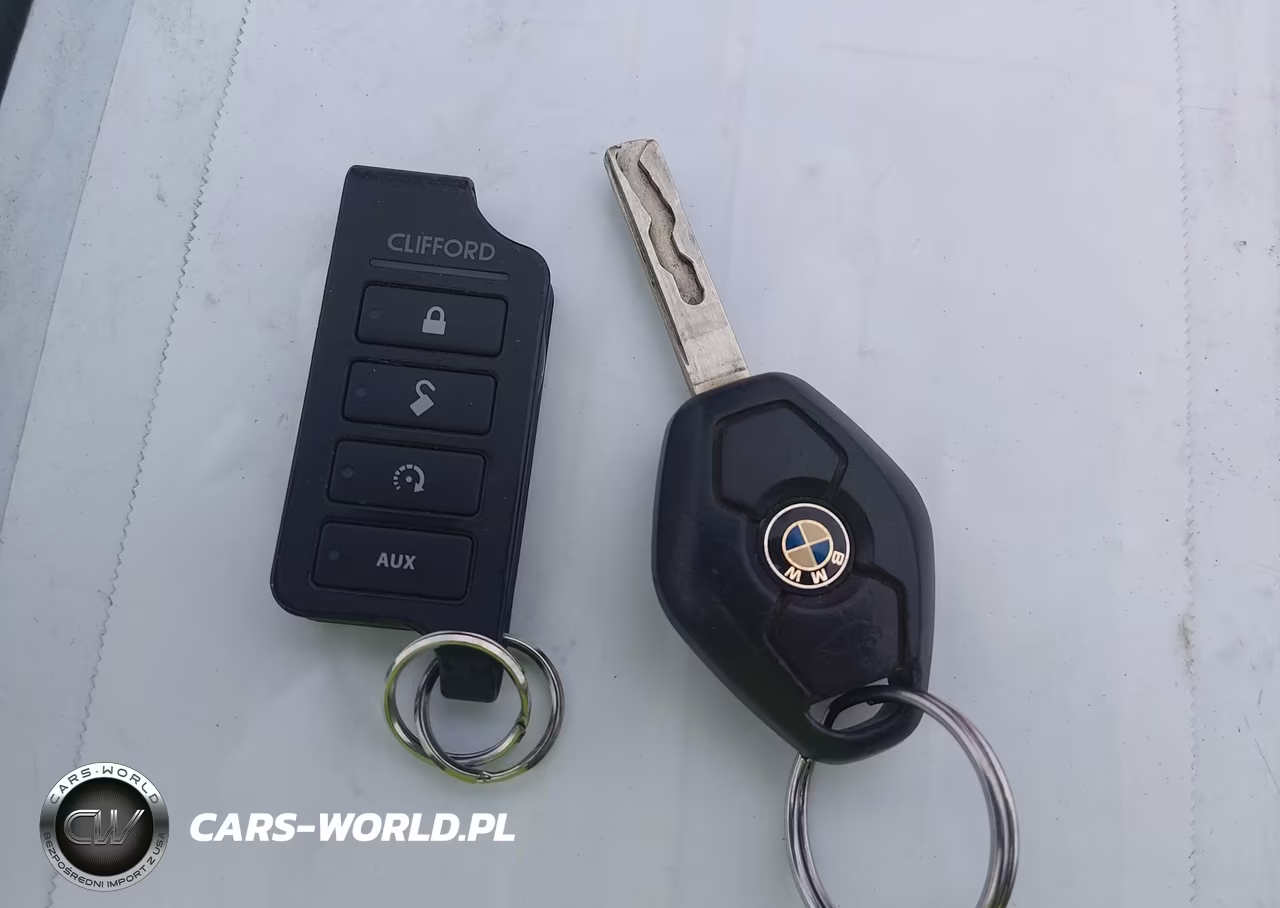 2003 BMW Z4 3.0I VIN:4USBT53483LT23818 - 11