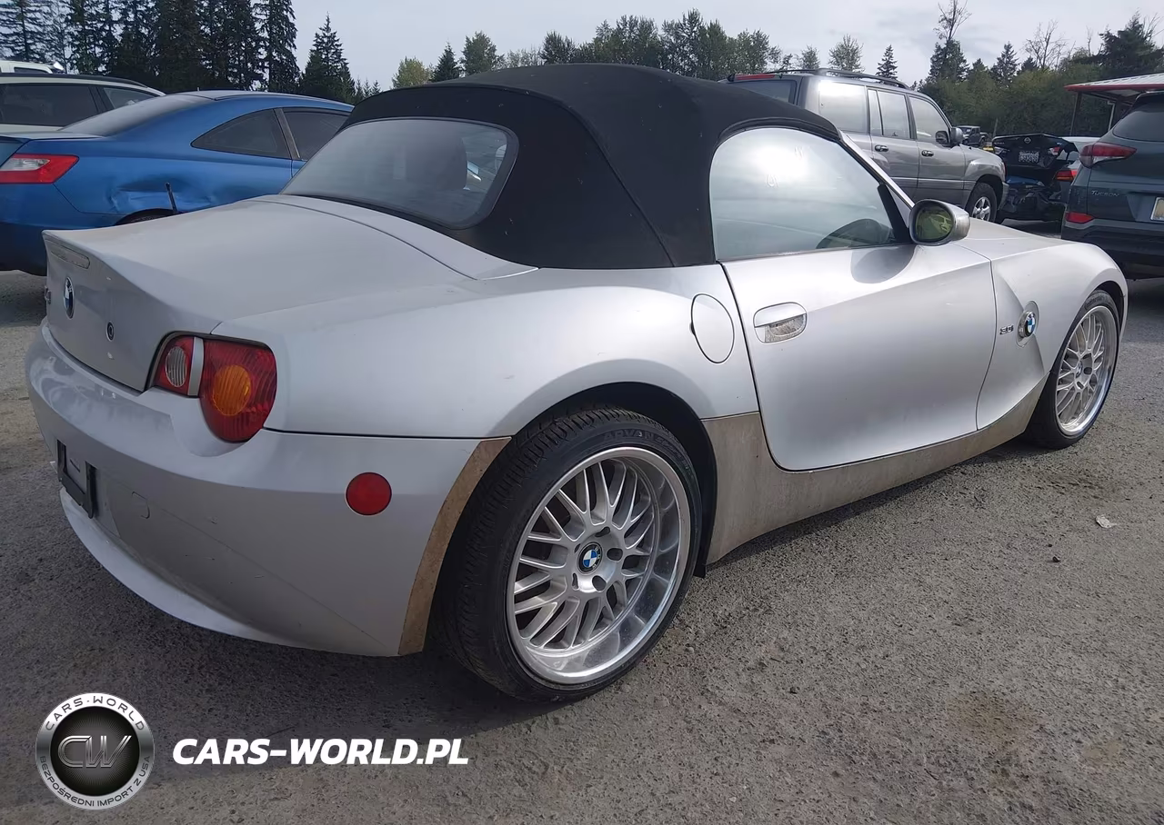 2003 BMW Z4 3.0I VIN:4USBT53483LT23818 - 4