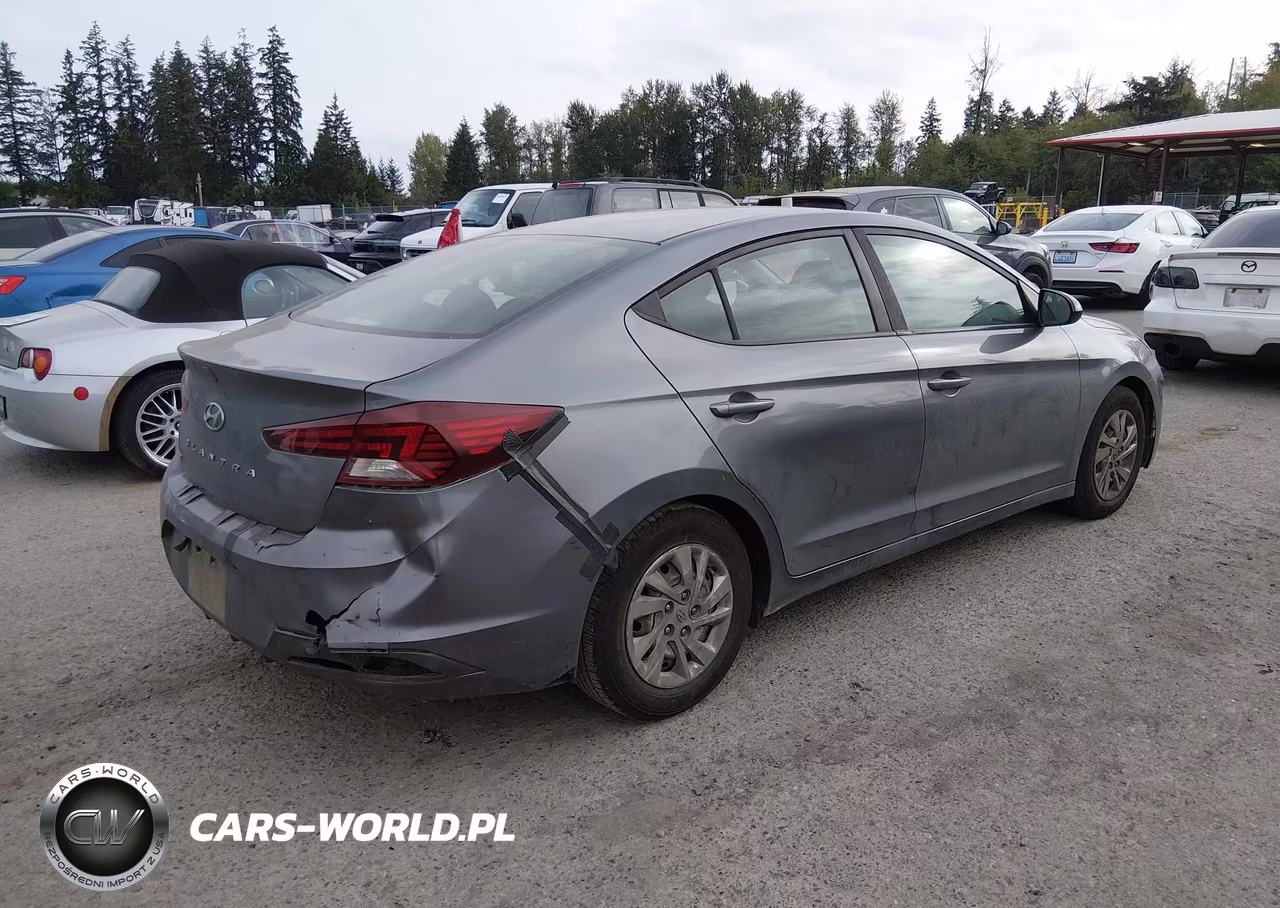 2019 Hyundai Elantra Se VIN:5NPD74LF9KH463751 - 4