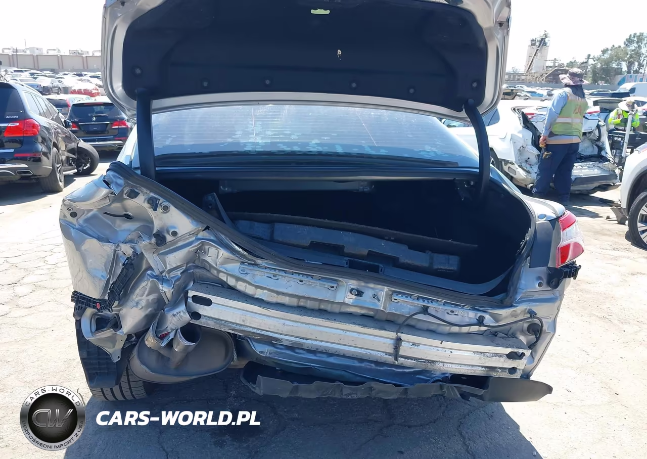 2020 Toyota Camry Se Hybrid VIN:4T1G31AK2LU533245 - 6